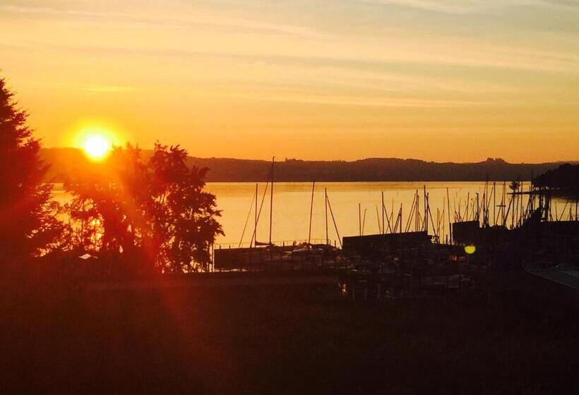 Номер Стандарт Вид на Озеро, Haus Seehang