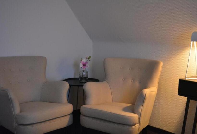 غرفة كومفورت, Herrloh