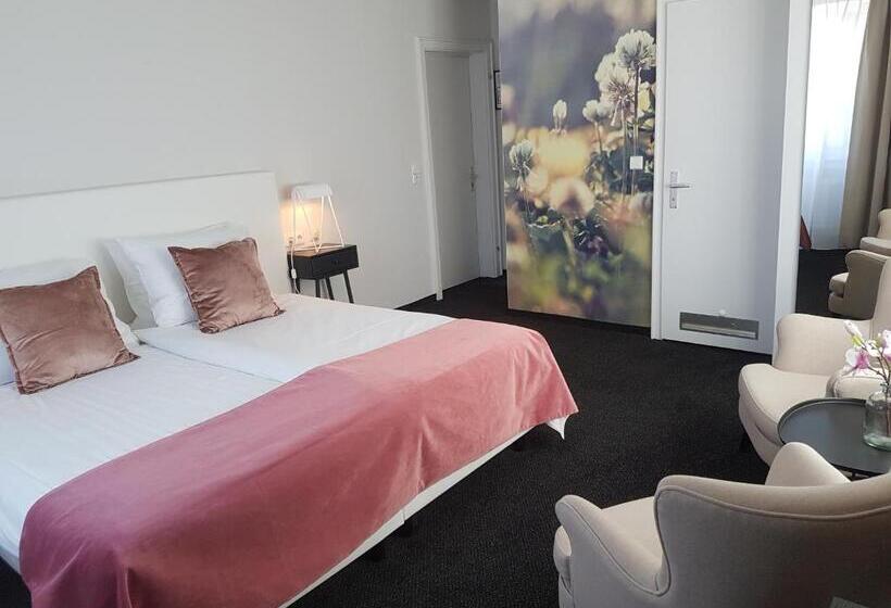 غرفة كومفورت, Herrloh