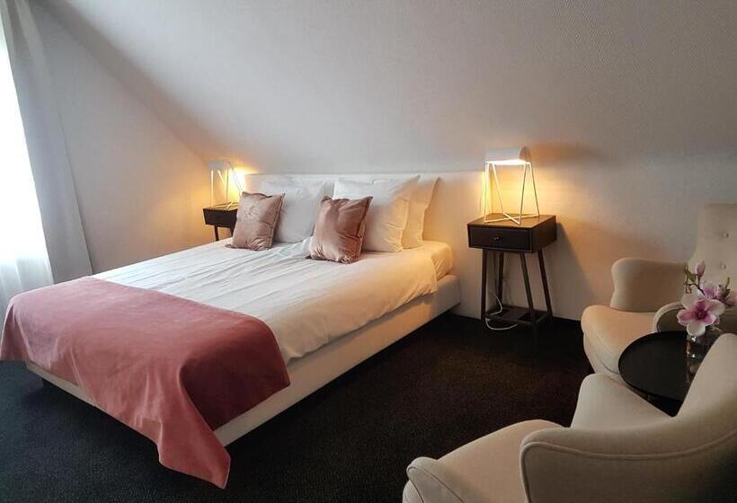 Comfort Værelse, Herrloh