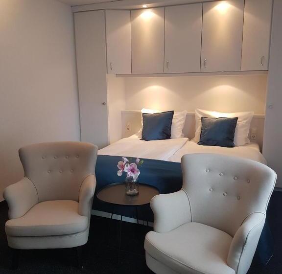 غرفة كومفورت, Herrloh