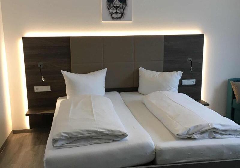 デラックスルーム, Lowen Garni B&b