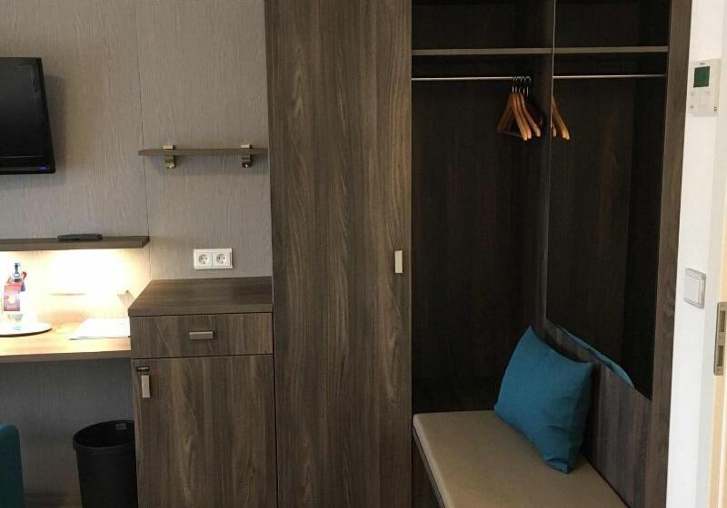 デラックスルーム, Lowen Garni B&b