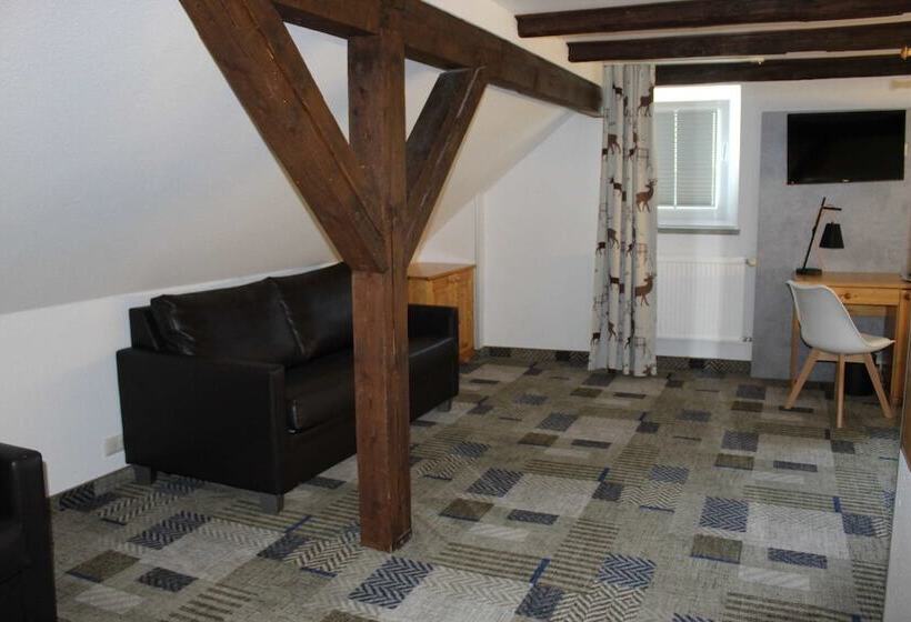 Апартаменты 1 Спальня, Miriquidi