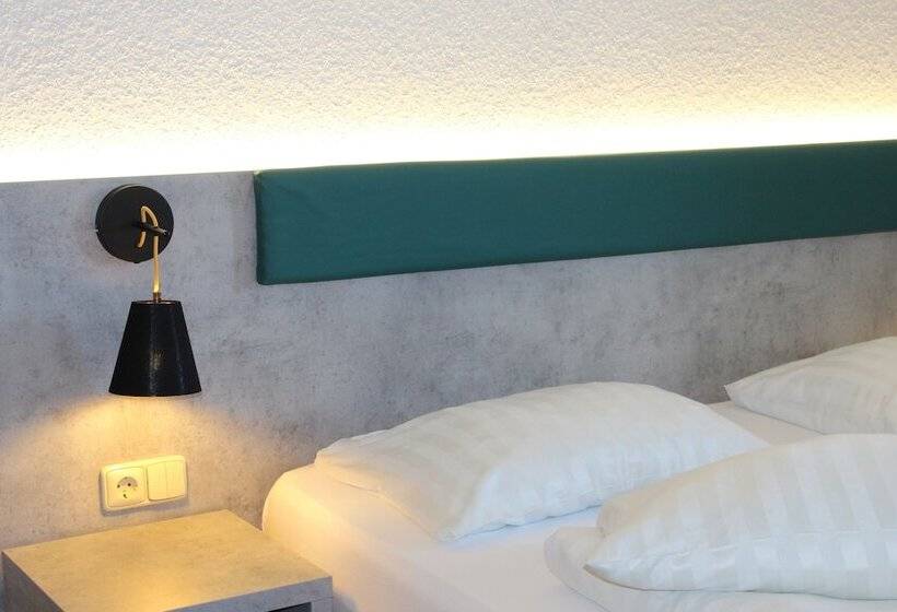 Номер Стандарт Индивидуальный, Miriquidi