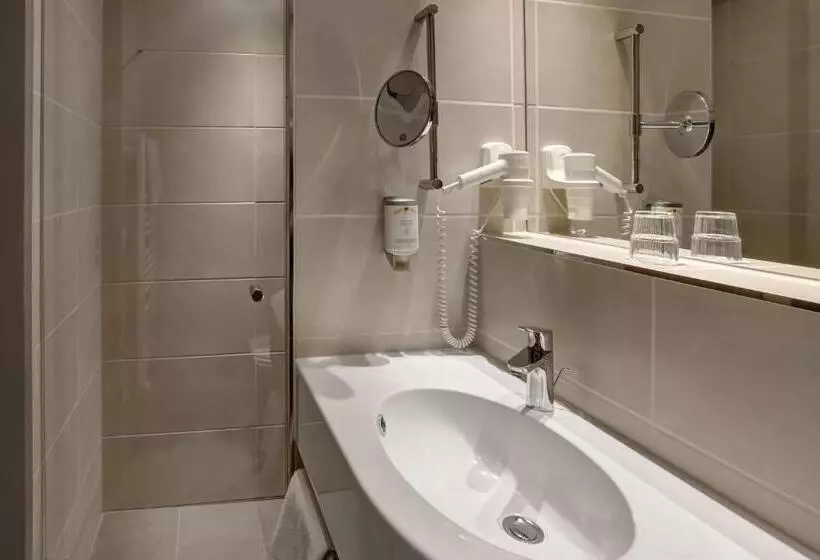اتاق استاندارد یک نفره, Parkhotel Cup Vitalis