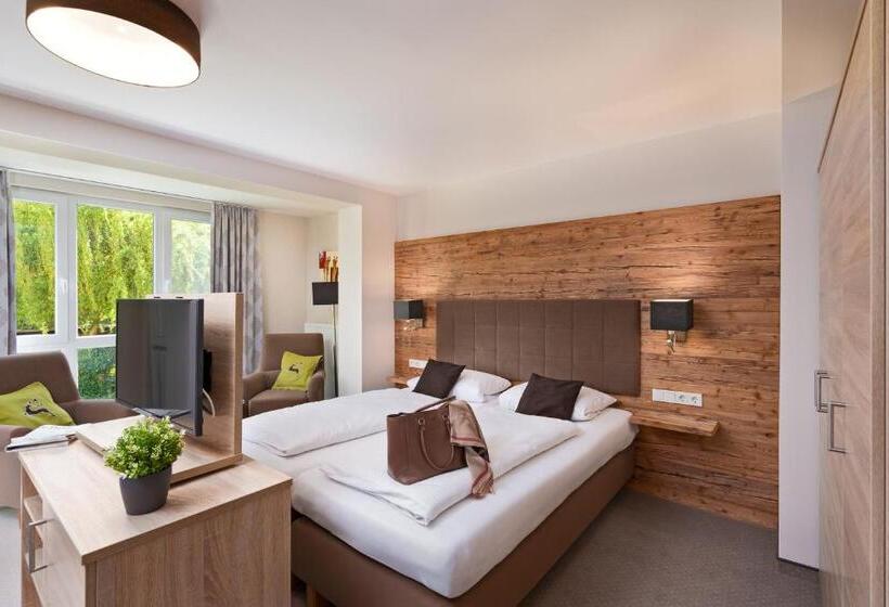 Номер Deluxe, Richstein S Post