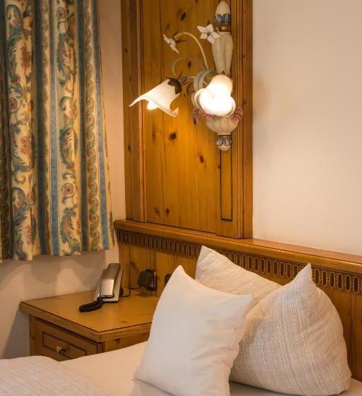 舒适型房间, Rosenhof