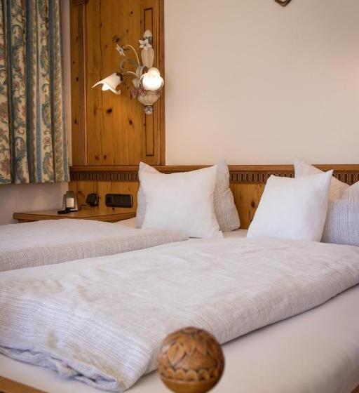 舒适型房间, Rosenhof