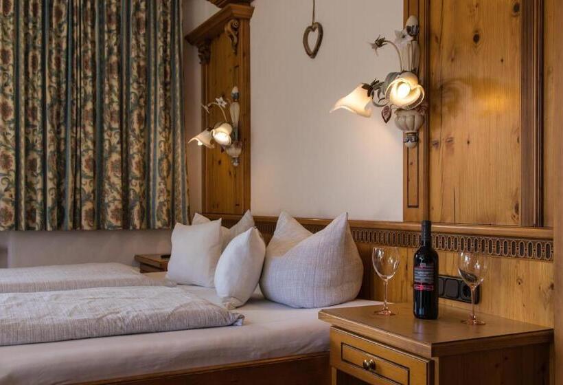 舒适型房间, Rosenhof