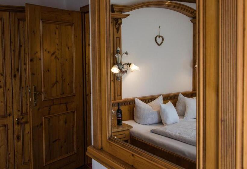 舒适型房间, Rosenhof