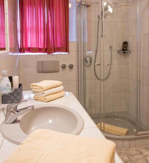 舒适型房间, Rosenhof