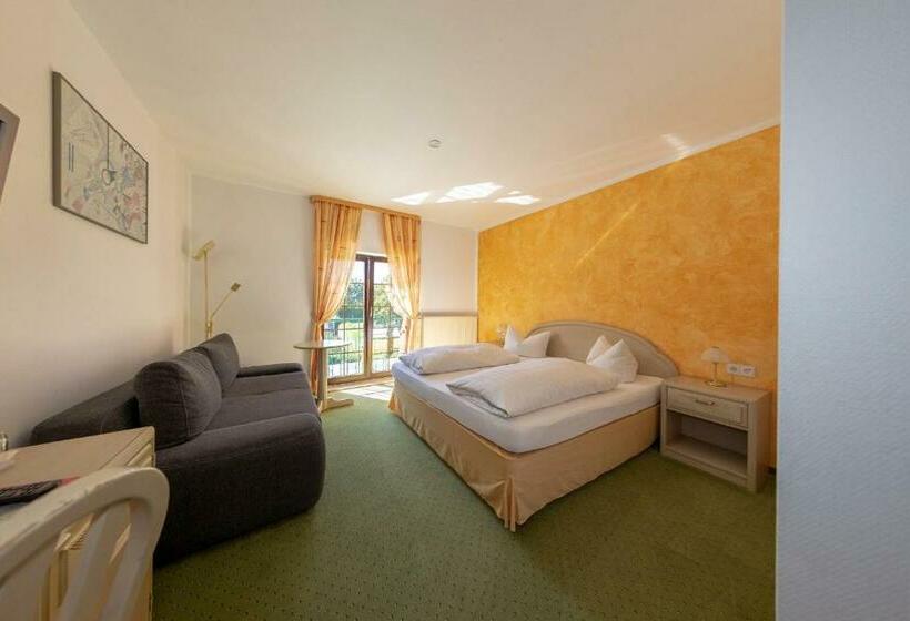 Номер Стандарт, Schwartze