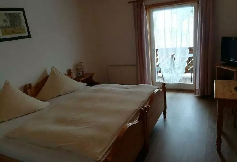 Standard-huone Parveke, Schwarzwaldgasthaus Salenhof