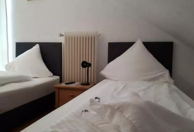 Standard Room, Taverne Inos