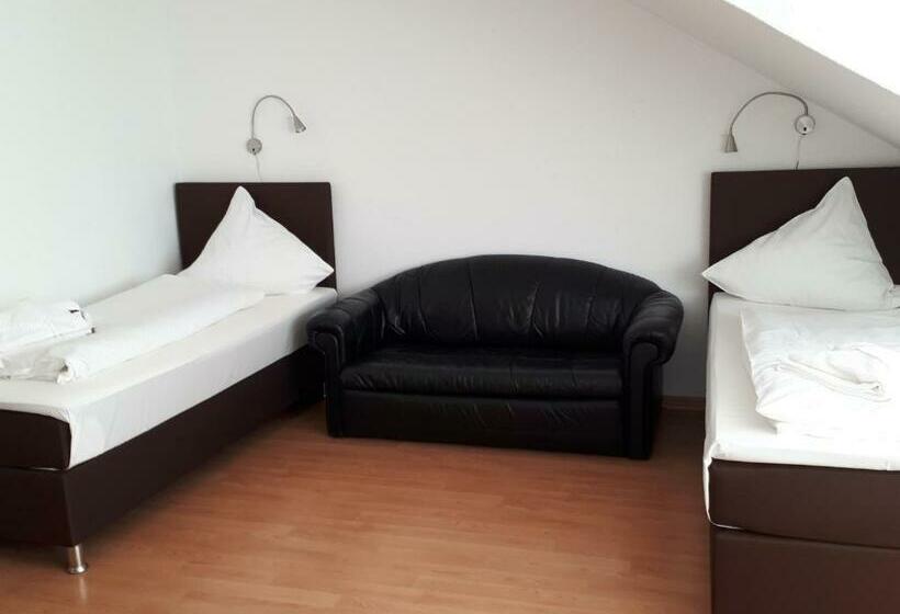 スタンダードルーム, Taverne Inos