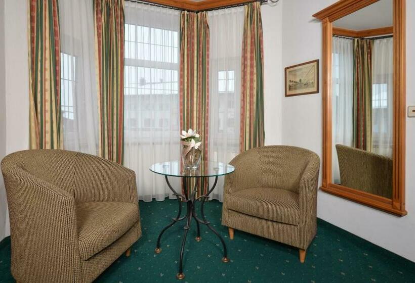 스탠다드 룸, Unterwirt