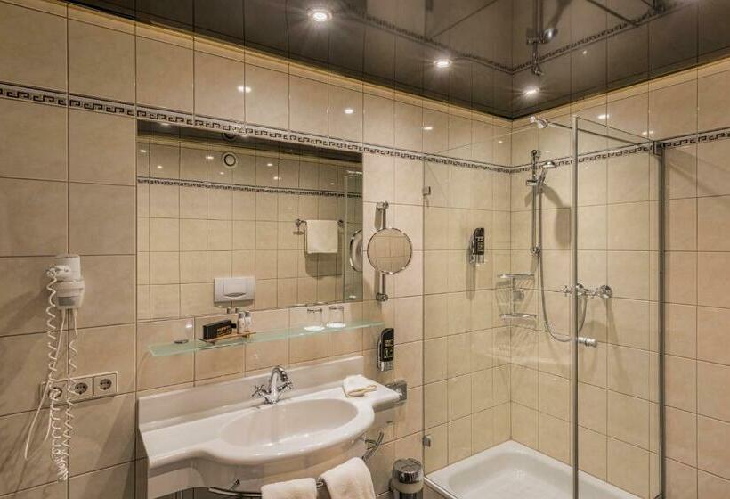 스탠다드 룸, Unterwirt