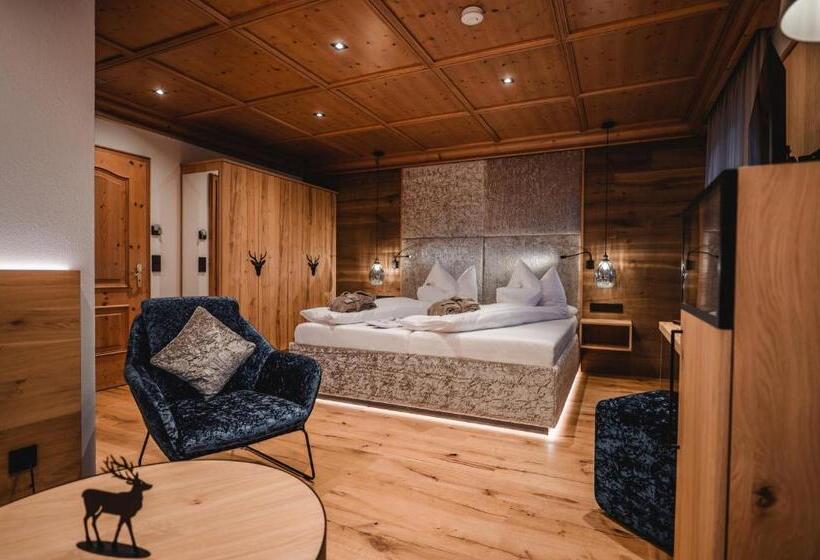 수피리어 룸, Unterwirt