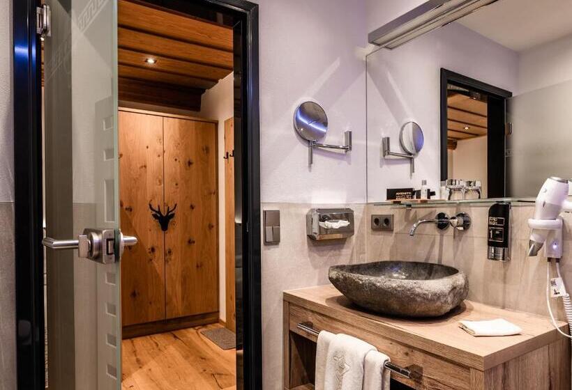 수피리어 싱글 룸, Unterwirt