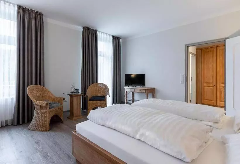 Standard-huone, Wittekindsquelle