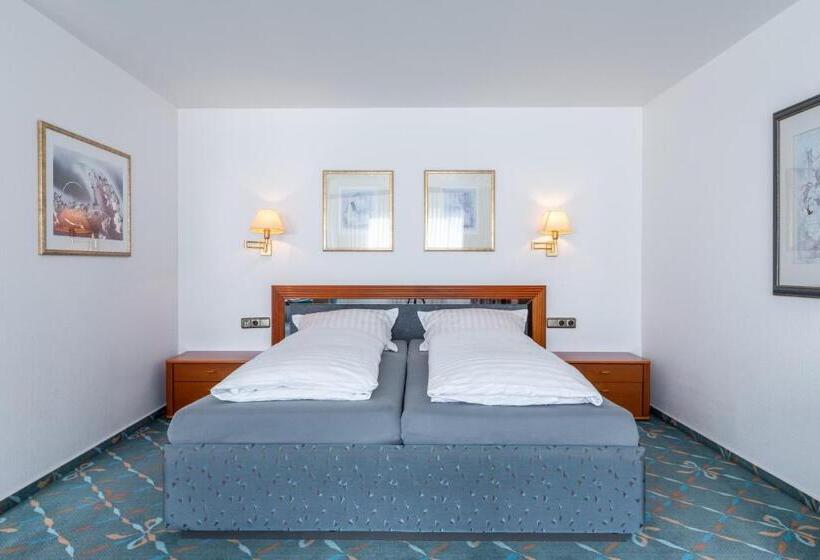 수피리어 룸, Wittekindsquelle