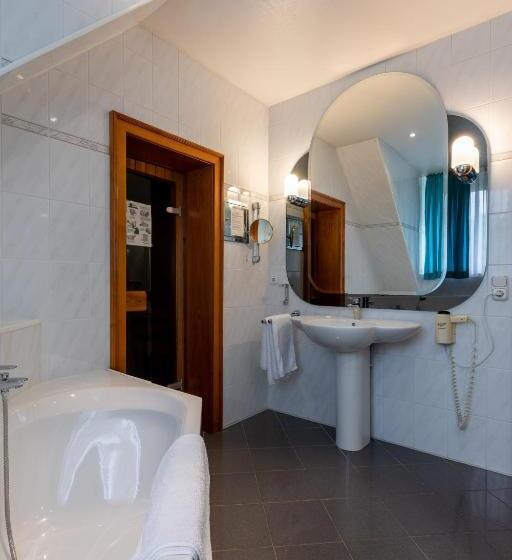 발코니가 있는 스위트, Wittekindsquelle