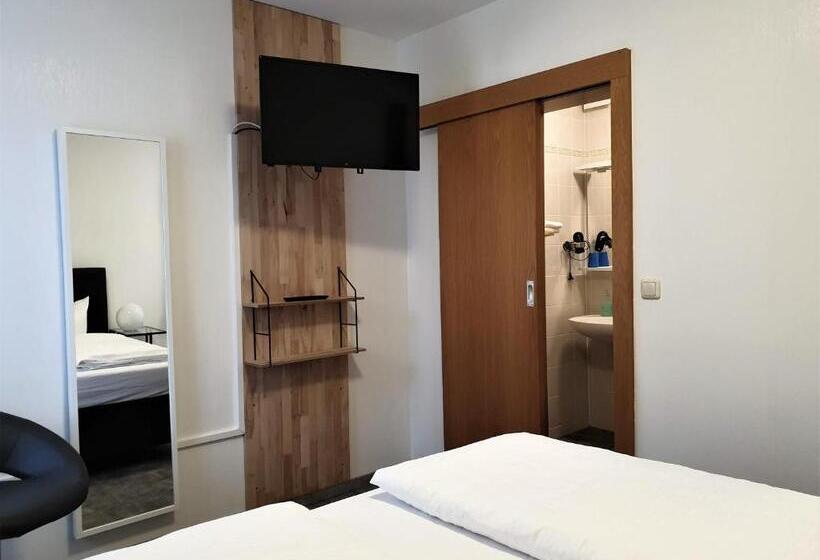 Basis 3-Bett-Zimmer, Wolke