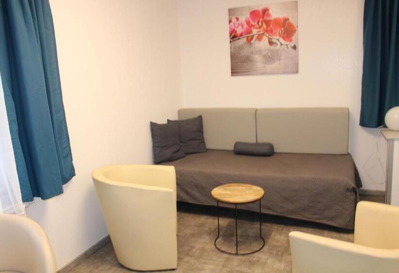 Basis 3-Bett-Zimmer, Wolke