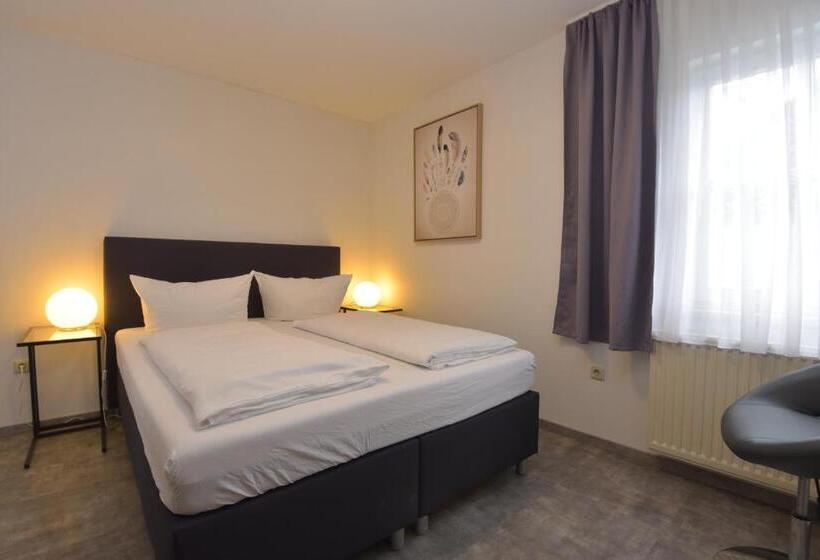 Basis 3-Bett-Zimmer, Wolke