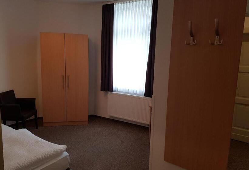 标准间, Zum Anker