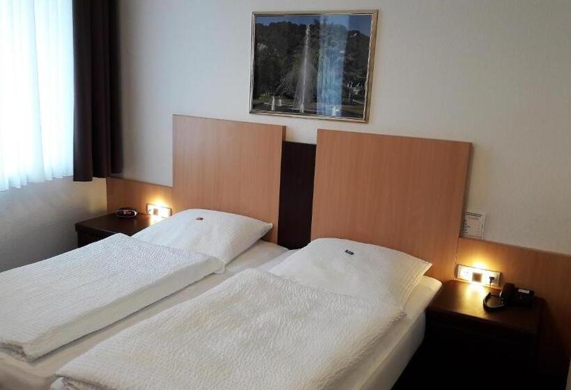 标准间, Zum Anker