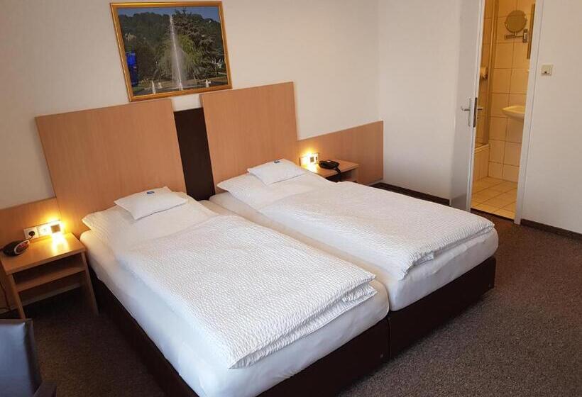 标准间, Zum Anker