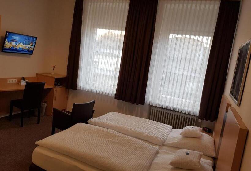 经济房, Zum Anker