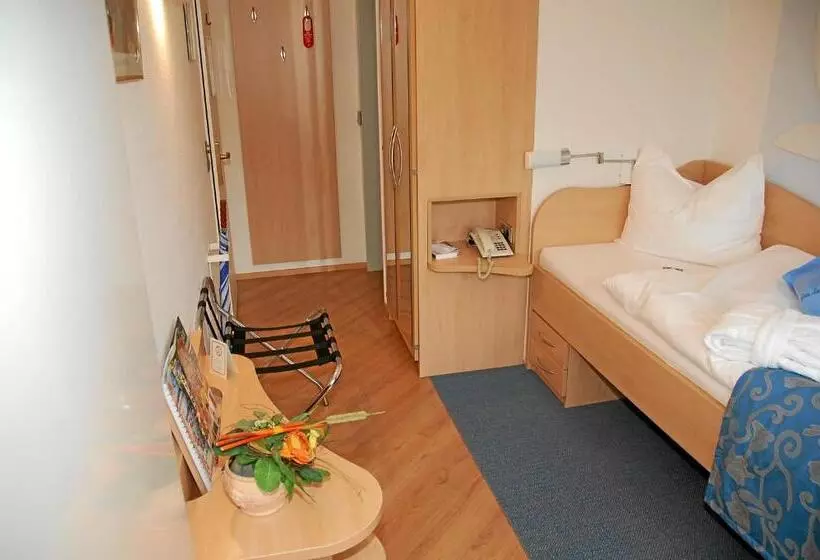 Standard Yhden Hengen Huone, Seehotel Fährhaus