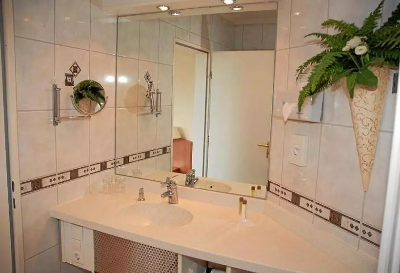 Standard-huone, Seehotel Fährhaus