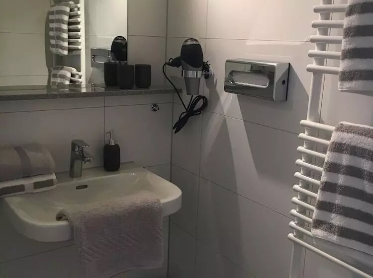 コンフォートルーム, Stadt Gut Hotels   Das Kleine
