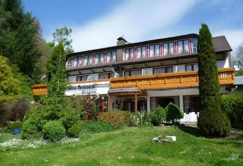 Huoneisto 3 Makuuhuonetta, Wellness Und Romantik Hotel Helmboldt
