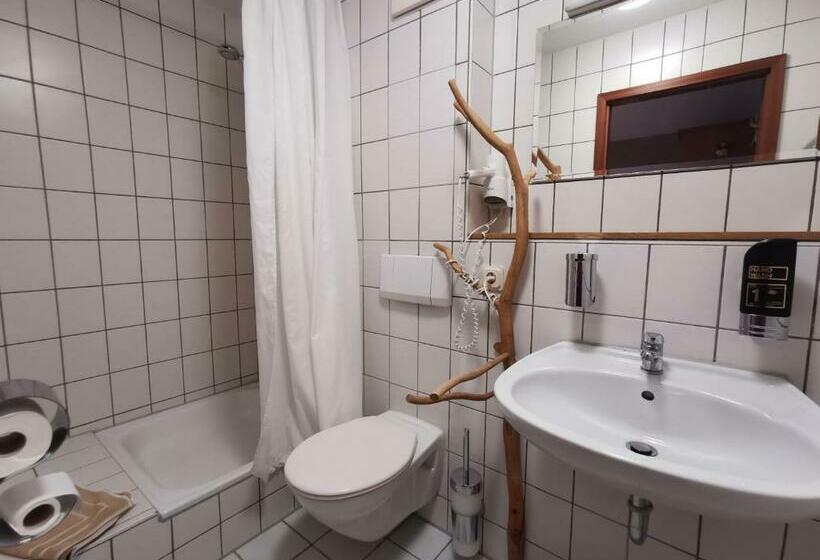 スタンダードシングルルーム, Gasthaus & Hotel Drei Lilien