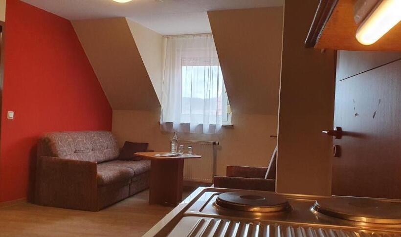 １ベッドルームのコンフォーとアパートメント, Gasthaus & Hotel Drei Lilien