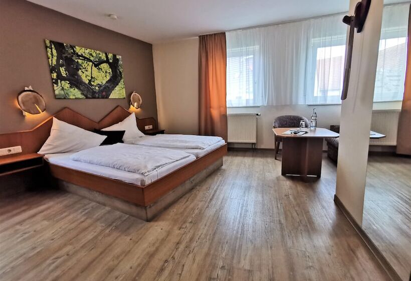 スタンダードルーム, Gasthaus & Hotel Drei Lilien