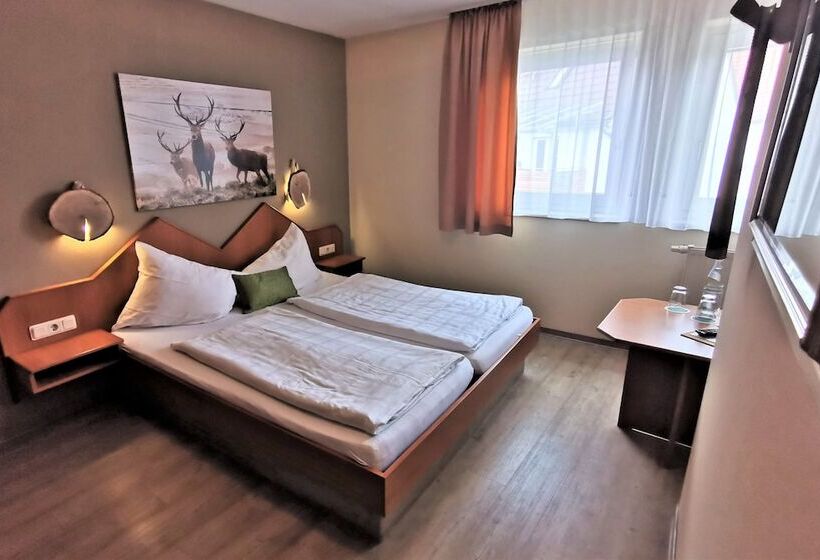 コンフォートルーム, Gasthaus & Hotel Drei Lilien