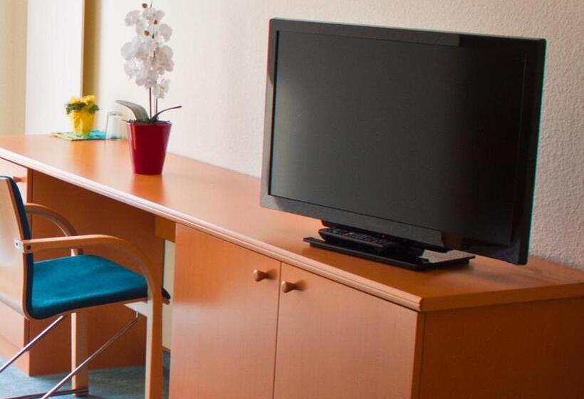 غرفة قياسية فردية, Am Drömling