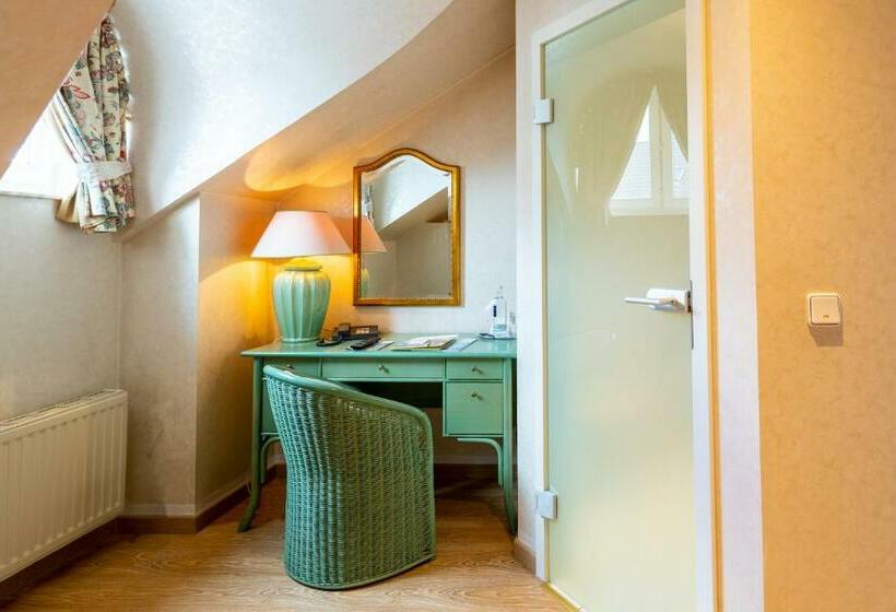 스탠다드 룸, Am Muhlenteich