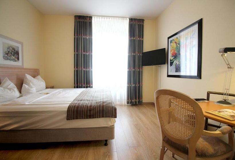 패밀리 룸, Am Muhlenteich