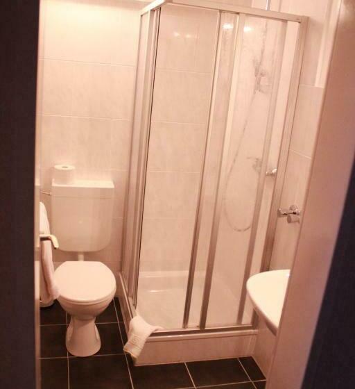 스탠다드 싱글 룸, Am Schloss Broich