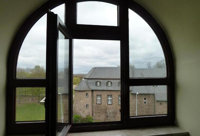 스탠다드 룸, Am Schloss Broich