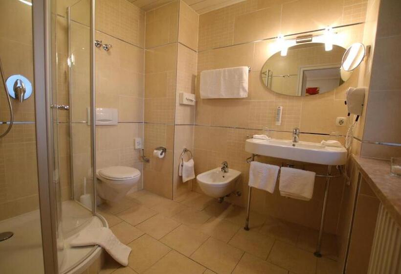 Номер Премиум, Angerhof Kur  Und Thermen