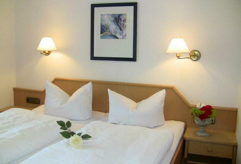 غرفة قياسية مزوَّدة بشُرفة, Bergidyll