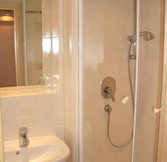 غرفة قياسية فردية مزودة بشُرفة, Bergidyll